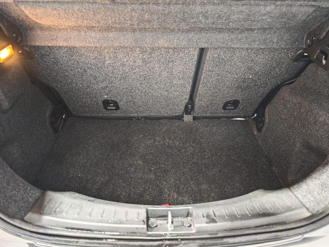 Lancia Ypsilon Benzina Euro 6 Neopatentati