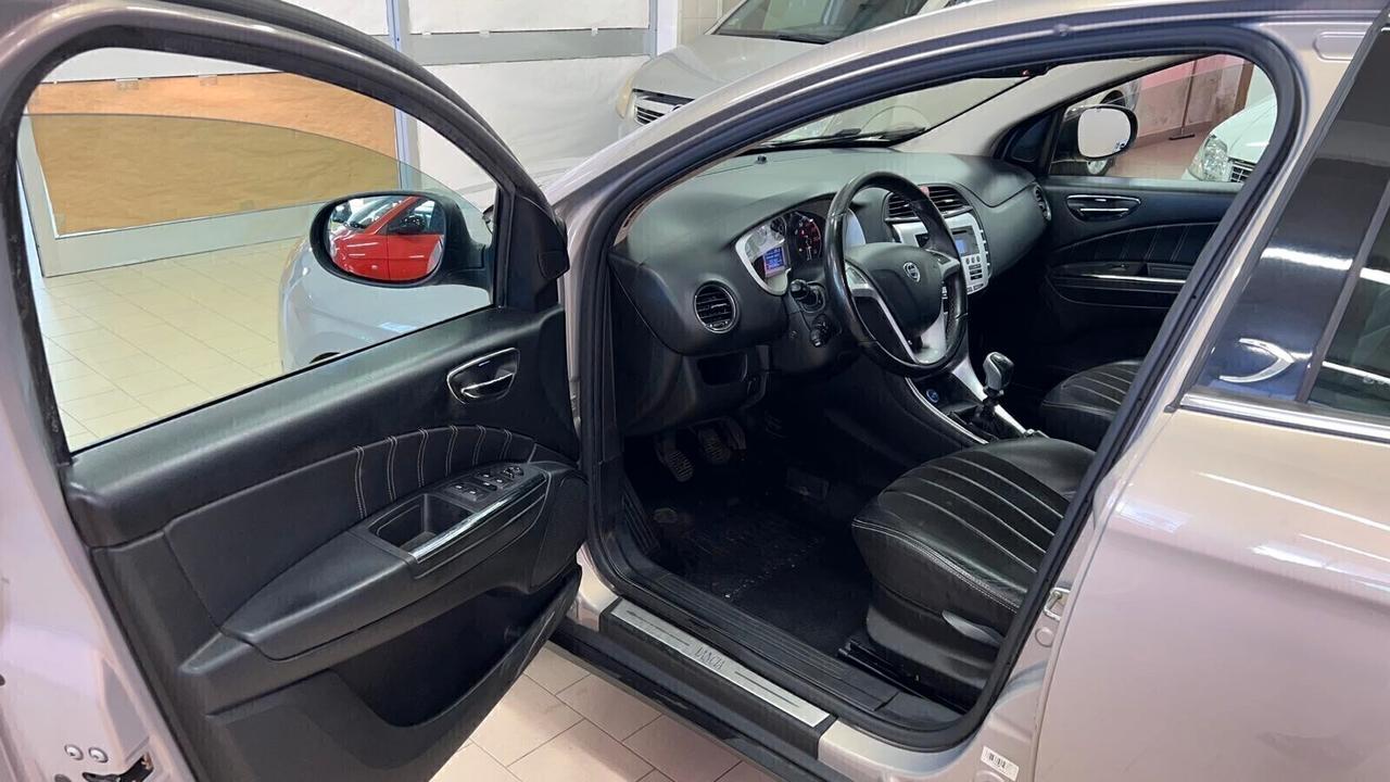 Lancia Delta 1.4 T-Jet 120 CV Oro