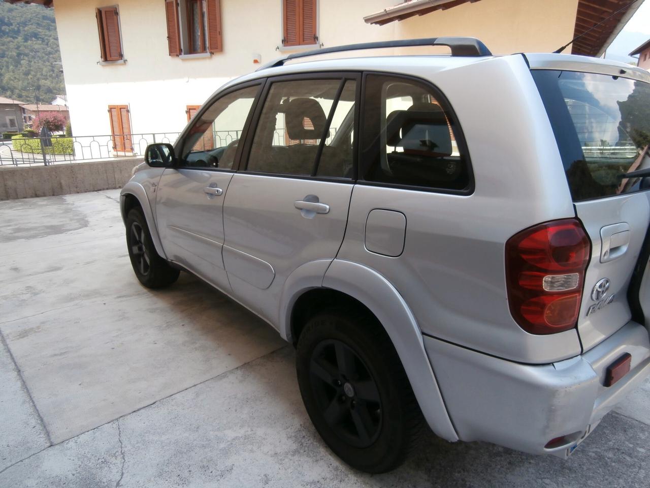 Toyota RAV 4 RAV4 2.0 Tdi D-4D cat 5 porte