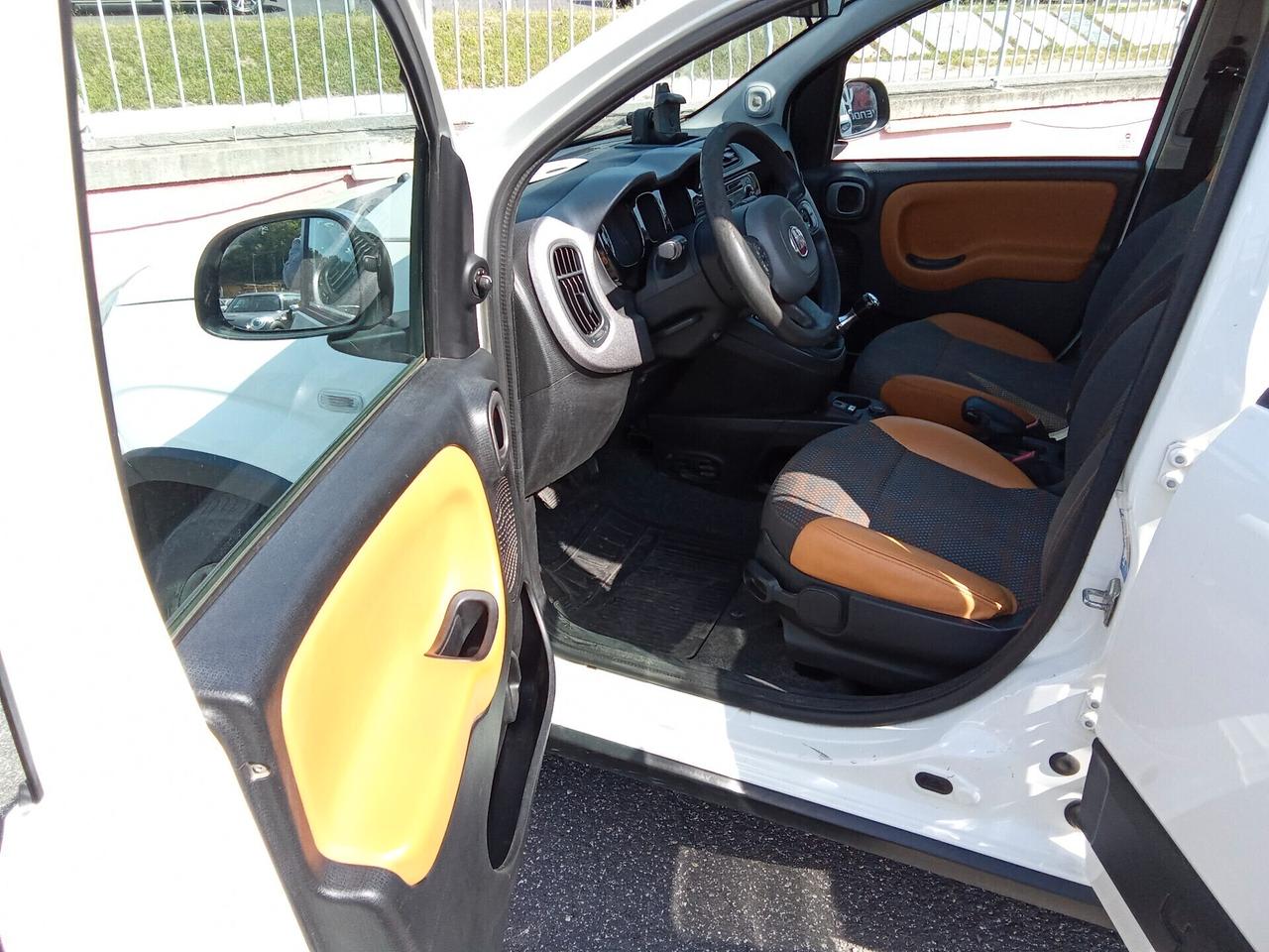 Fiat Panda 1.3 MJT 16V DPF 4x4 Climbing