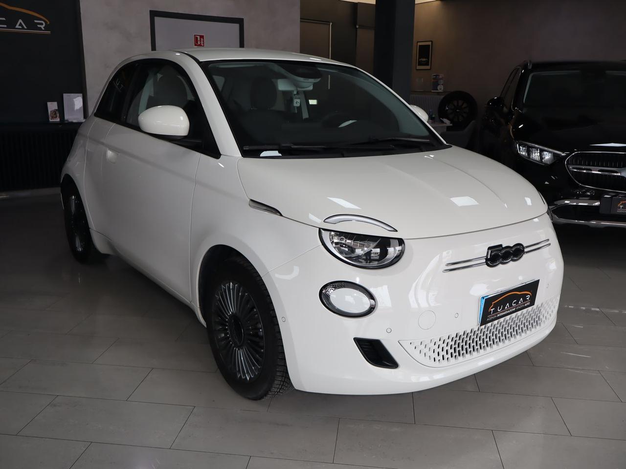Fiat 500e Icon 500-e 3+1 #50386