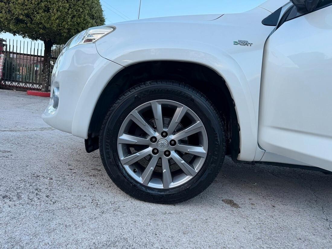 Toyota RAV 4 2.2D 150CV 5AUT 5P - 2012