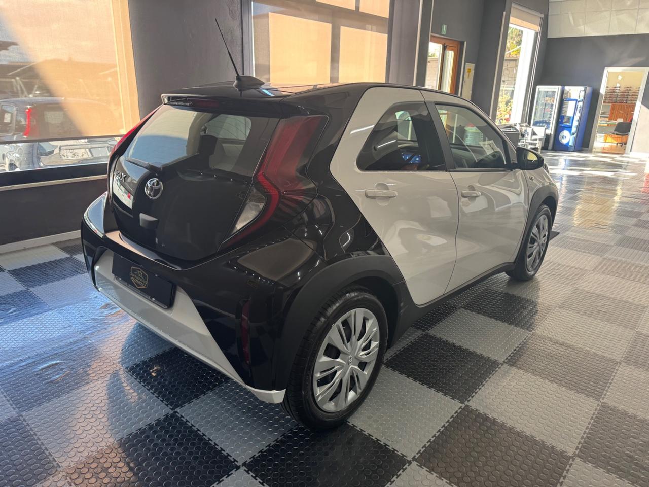 Toyota Aygo X 1.0 VVT-i 72 CV 5 porte Active