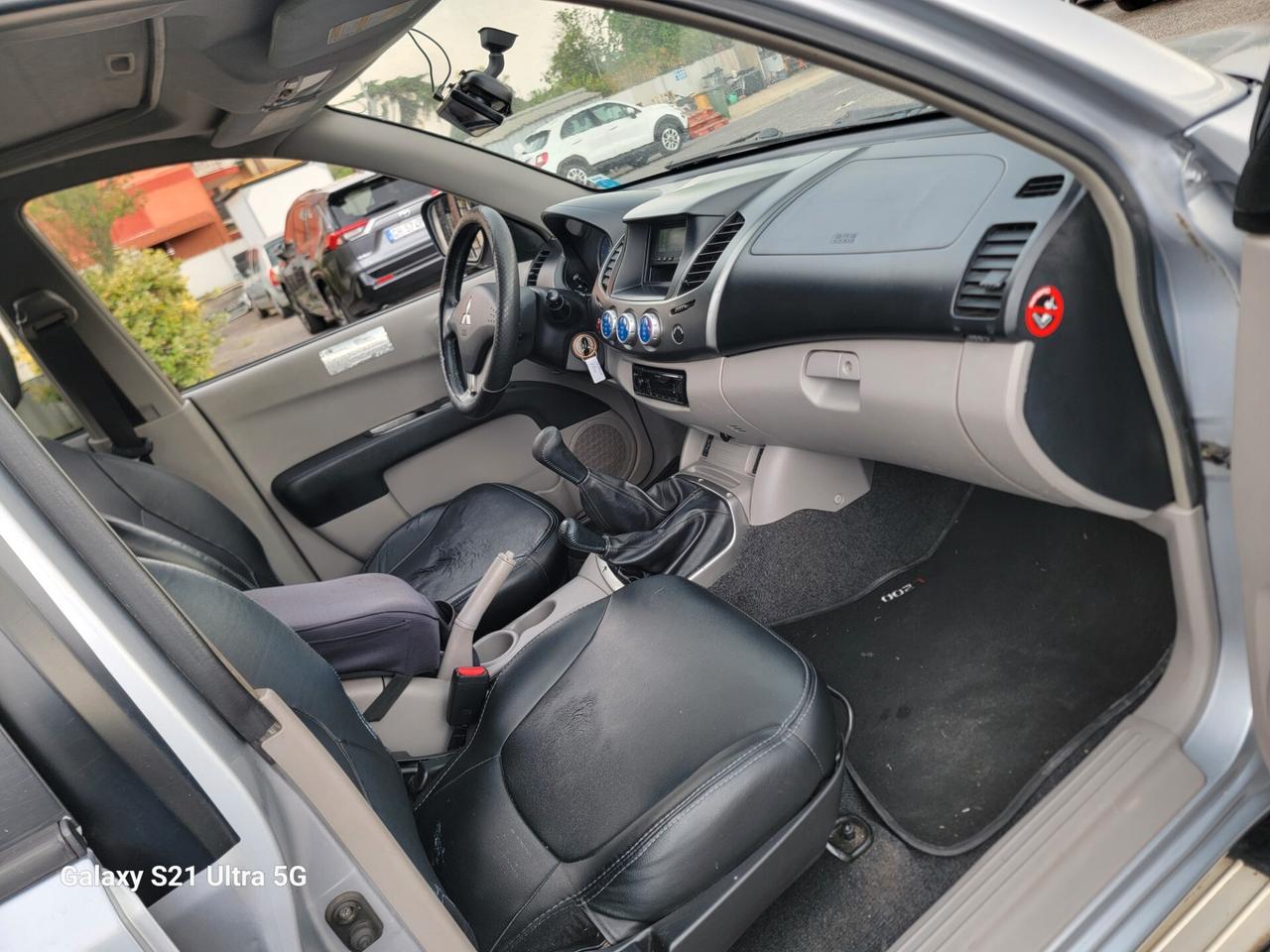 Mitsubishi L200 2.5 DI-D/136CV Double Cab Intense