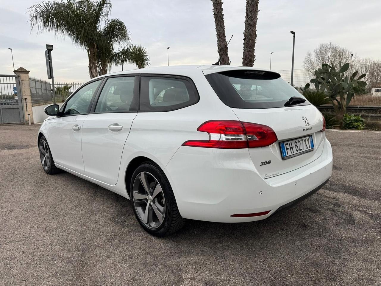 Peugeot 308 1.6HDI 120CV