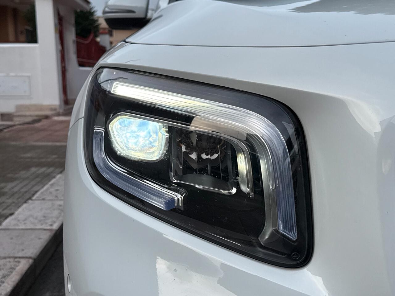 Mercedes GLB 180d Automatic PELLE CAMERA NAVI 2021