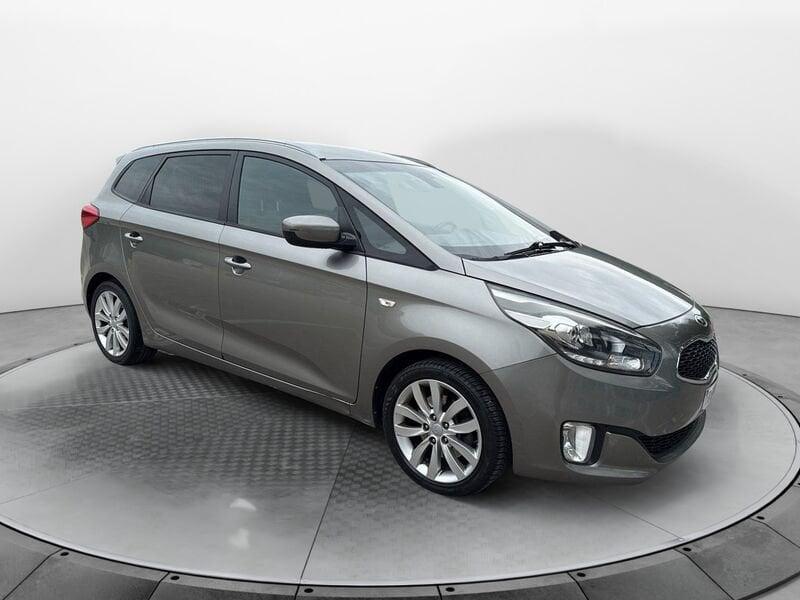 KIA Carens 1.7 CRDi 115CV Class 7 Posti