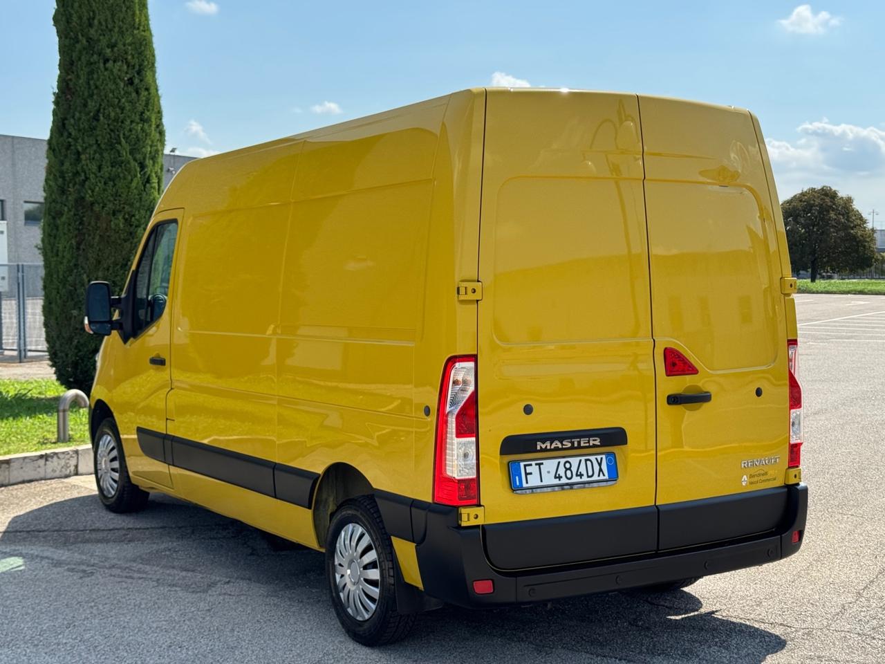 Renault Master 2.3 Dci 130cv L2H2
