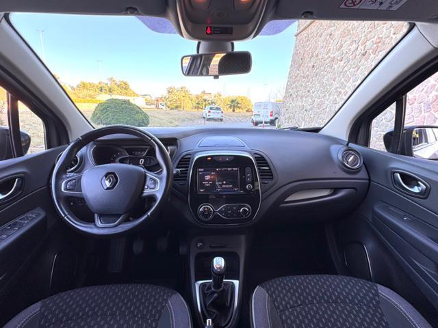 RENAULT Captur DCI 90CV NAVI+RCAM+BICOLOR+17'+2PDC+KEYLESS