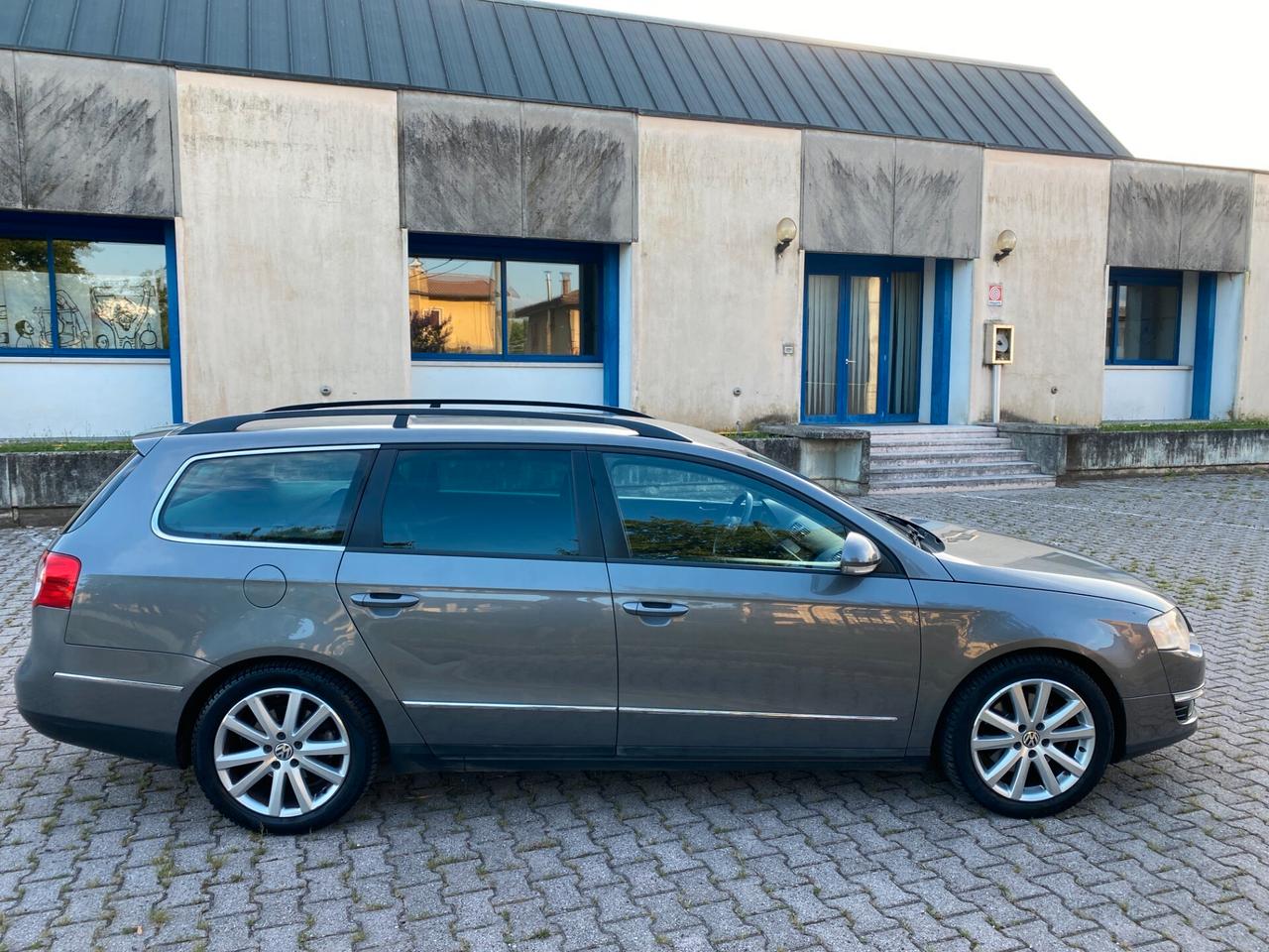 Volkswagen Passat 2.0TDI Highline OK NEOPATENTATI