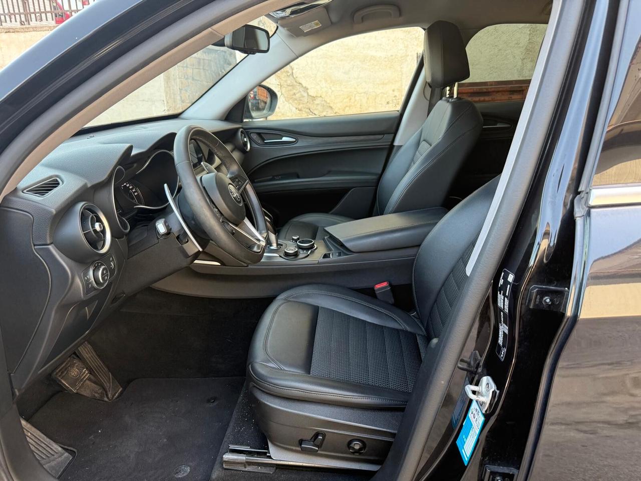 Alfa Romeo Stelvio 2.2 Turbodiesel 210 CV AT8 Q4 Super
