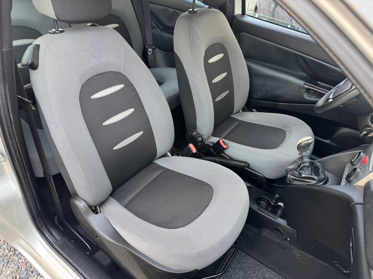 Lancia Ypsilon Neopatentati Frizione cinghie nuove
