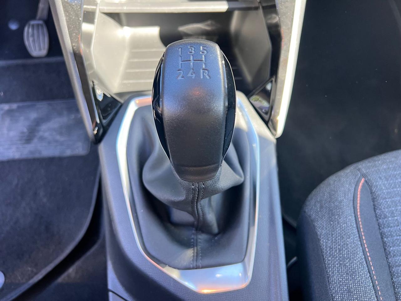 Peugeot 208 1.2 PureTech 75 Style #10280