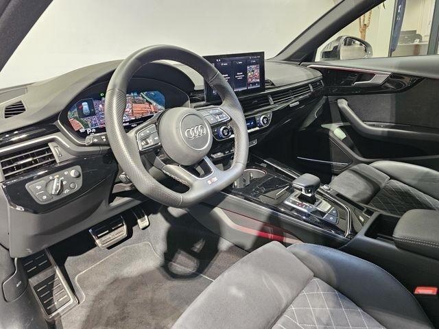 Audi A4 Avant 40 TDI S tronic line edition
