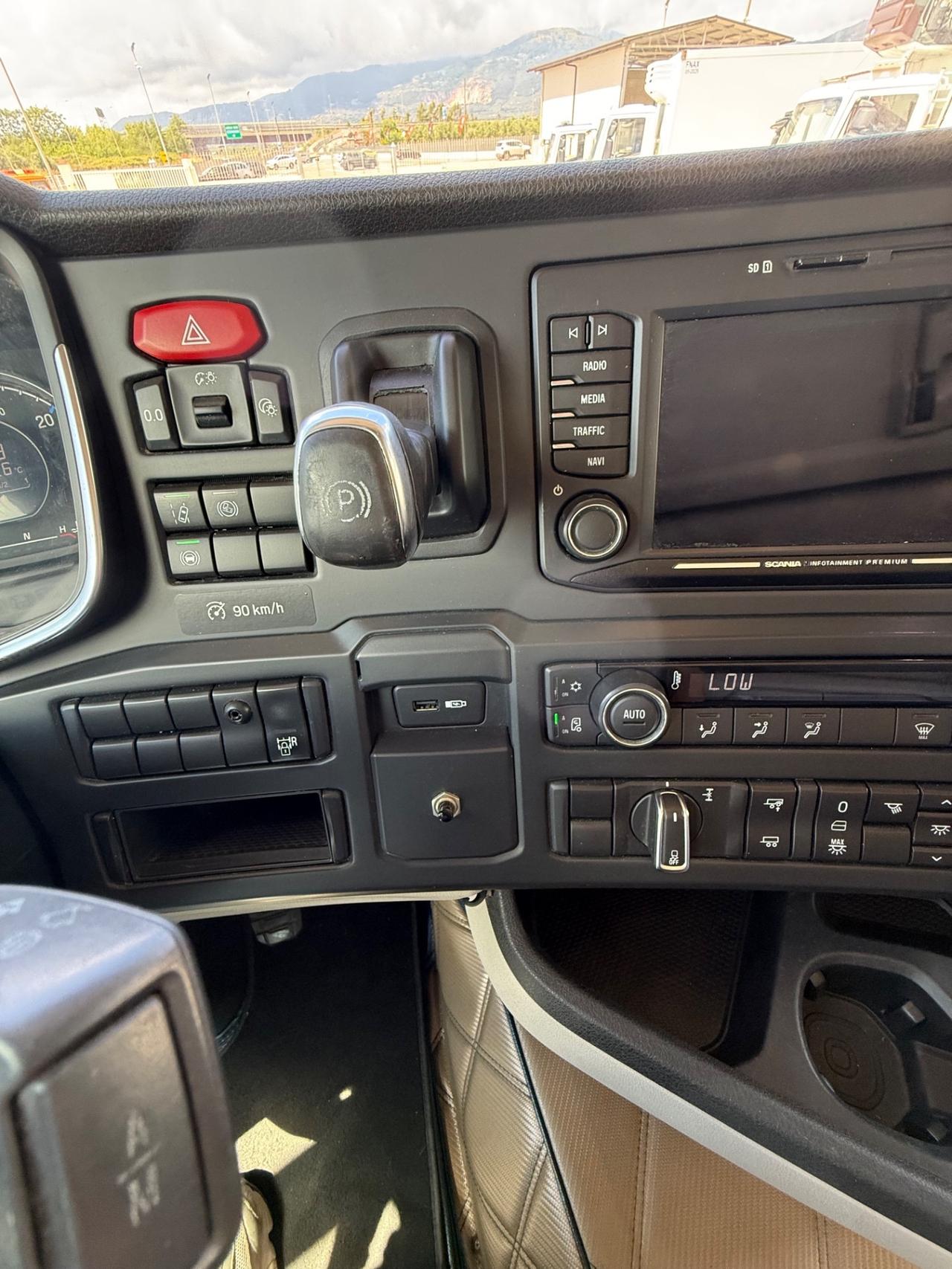Scania R500