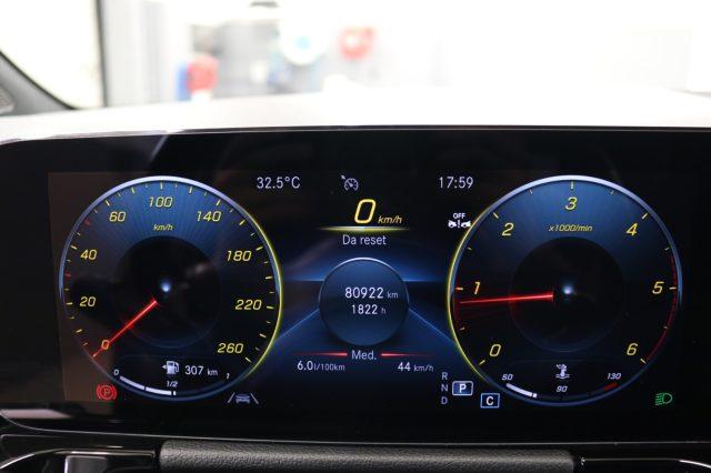 MERCEDES-BENZ GLA 180 d Automatic Premium