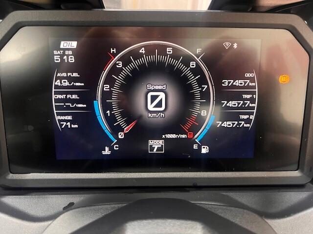 Yamaha TMAX 560 XP500A RYC1 EXTREME YELLOW