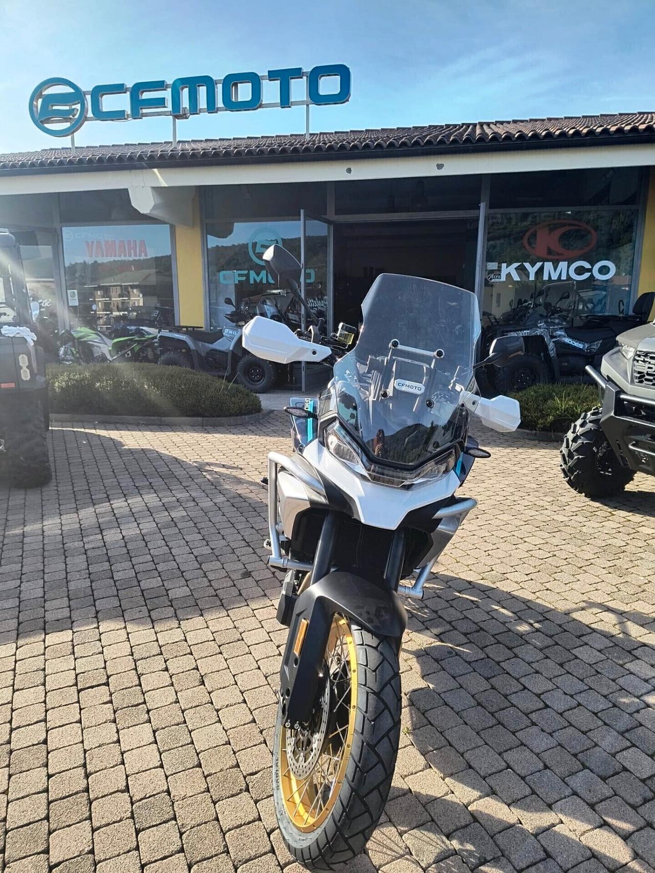 CFMOTO MT 700 ADV