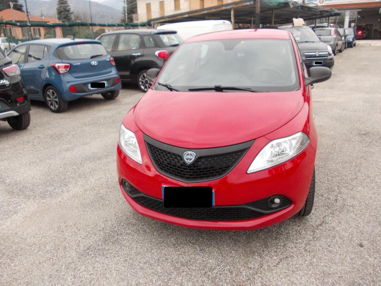 Ypsilon 1.2 8v 5 p.- GPL Ecochic Gold-si neopatentati