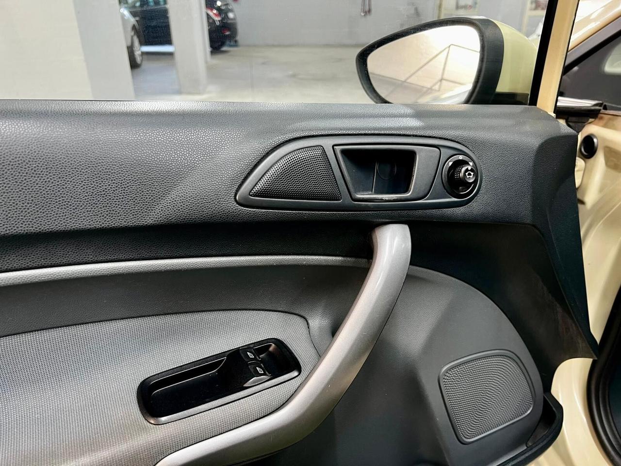 Ford Fiesta 1.2 82 CV 5 porte Titanium