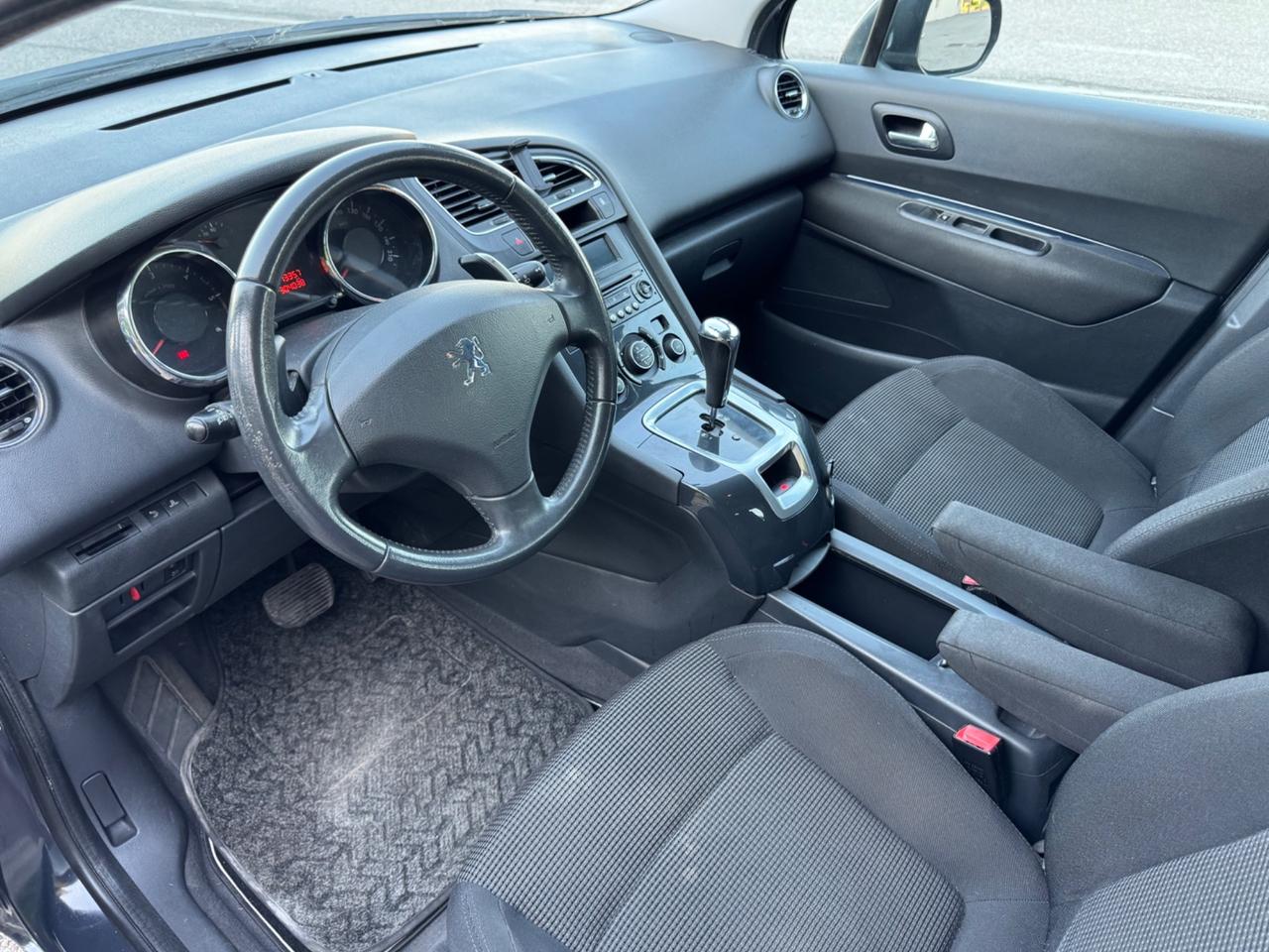 Peugeot 5008 1.6 HDi 110CV Automatico 7Posti