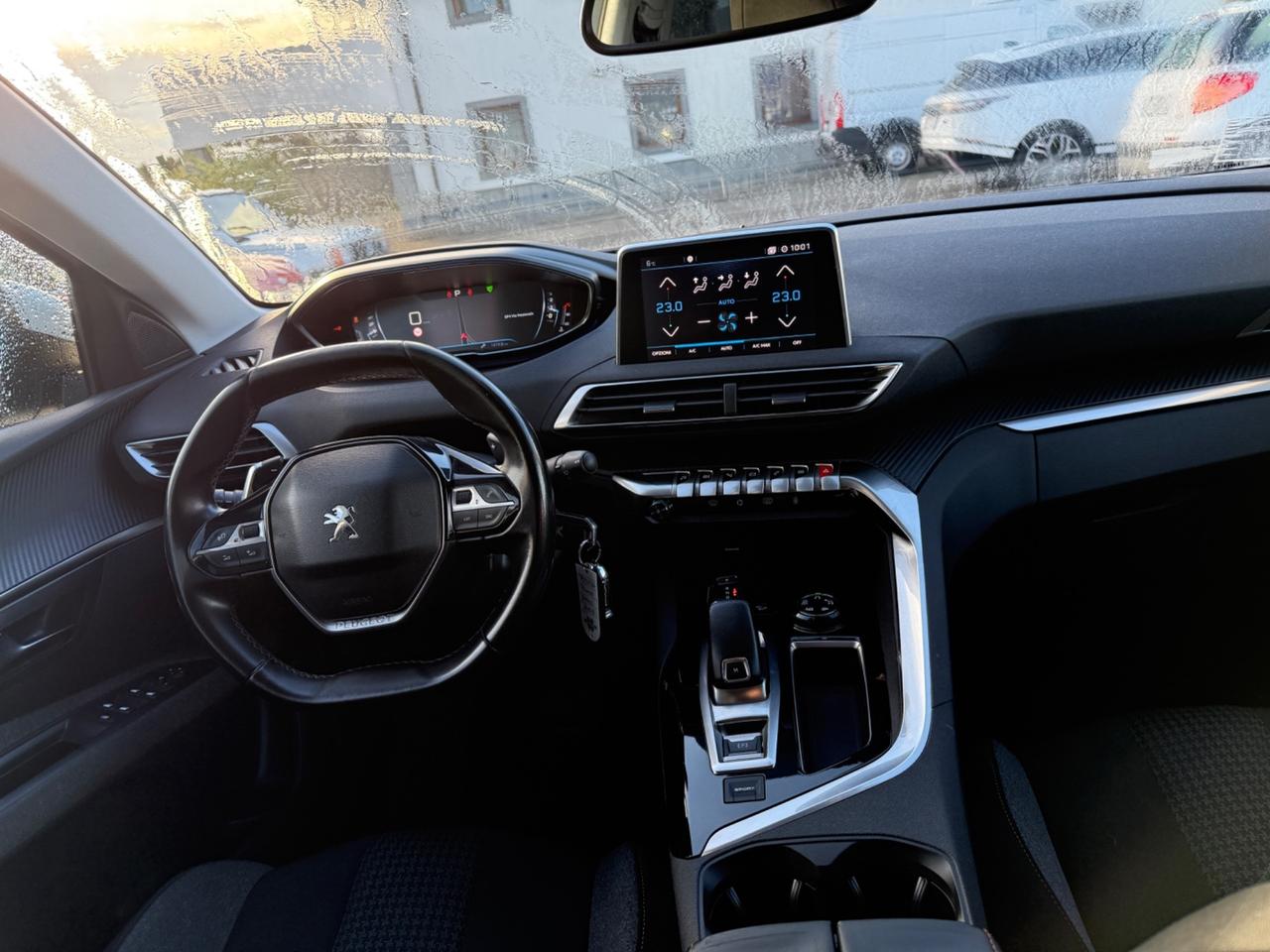 Peugeot 5008 BlueHDi 120 S&S EAT6 Business