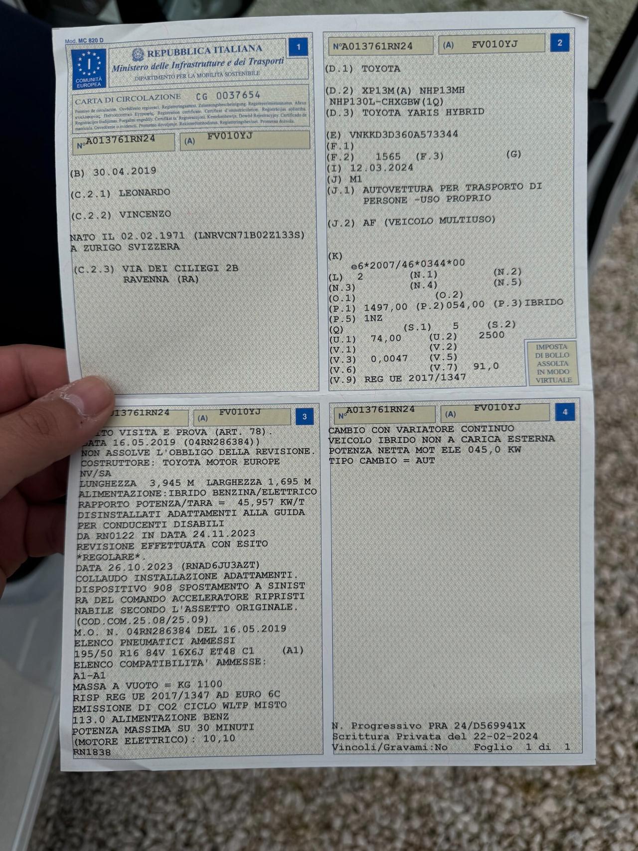 TOYOTA YARIS 2019 FULL OPTIONAL TETTO GARANZIA 2034 CASA MADRE