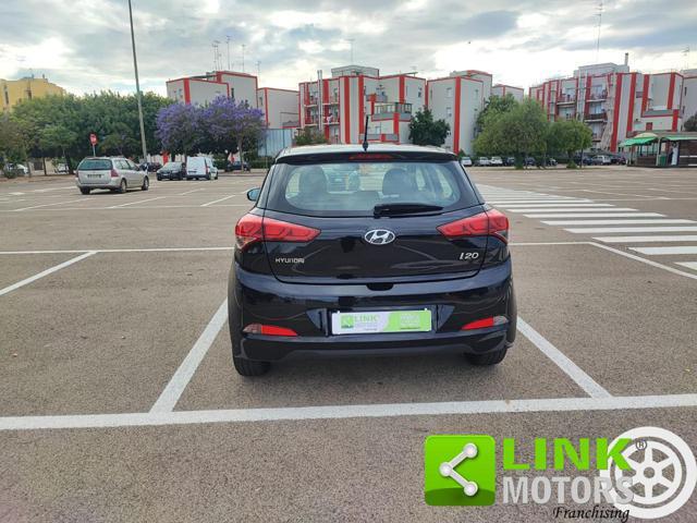 HYUNDAI i20 1.1 CRDi 12V 5 porte Classic