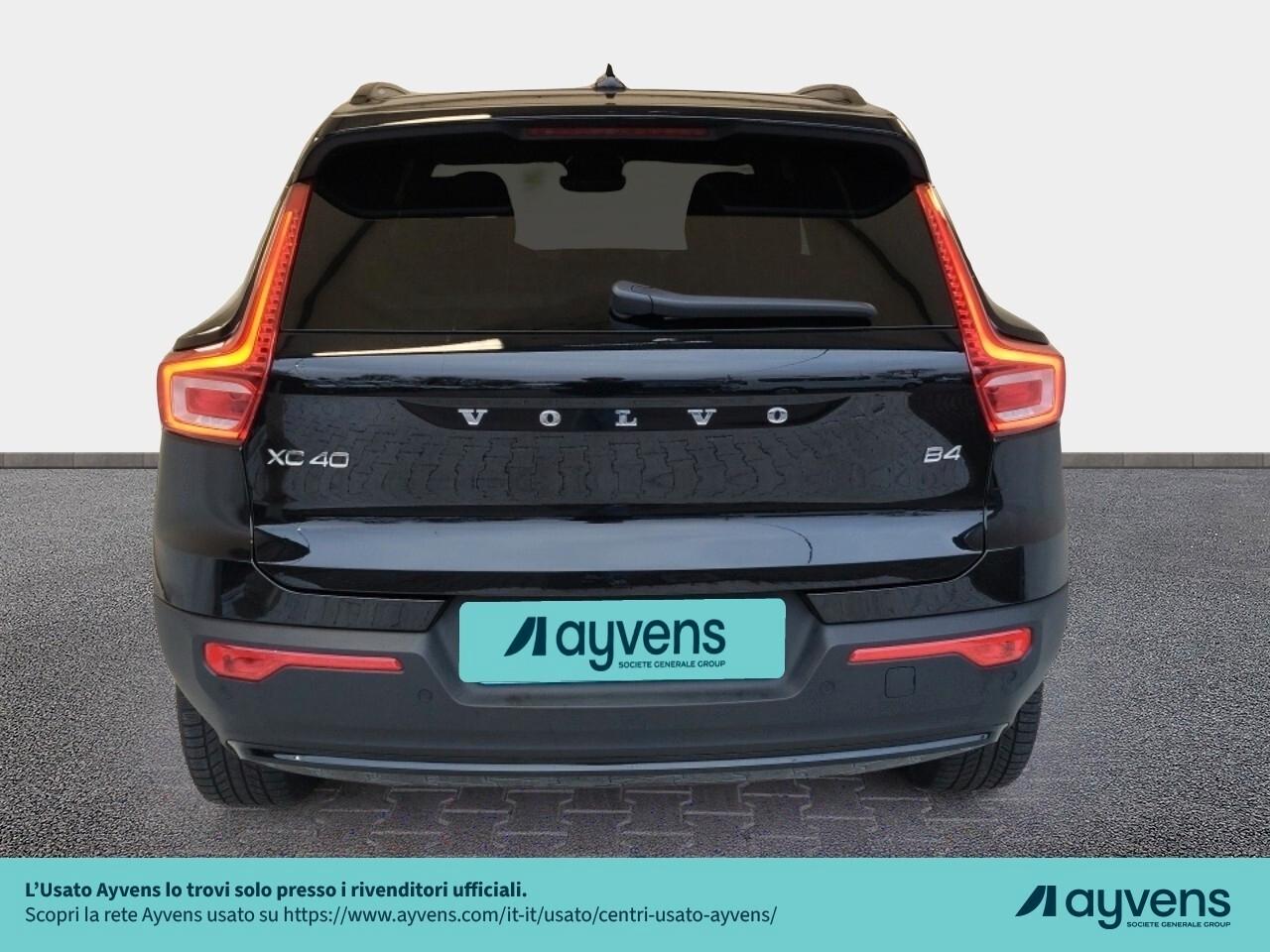 Volvo XC40 B4 automatico Ultra Dark