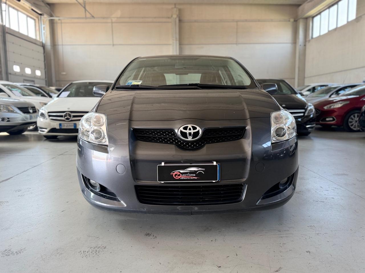 Toyota Auris 2.0 D-4D DPF 5 porte Sol NEOPATENTATI