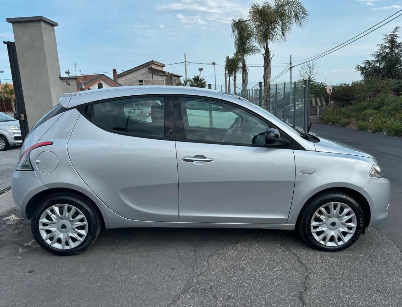 Lancia Ypsilon 1.3 MJT -136000km