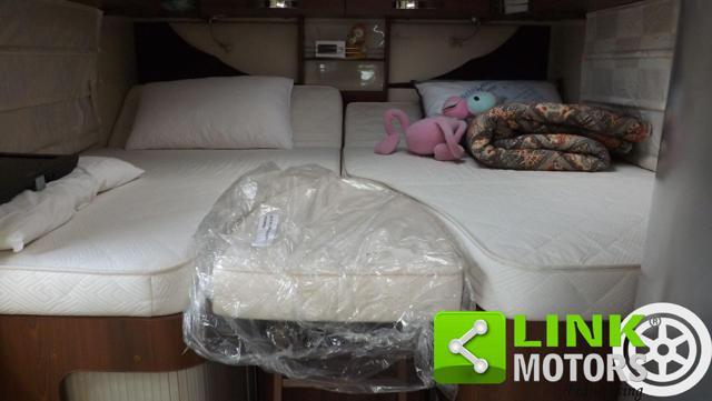 MCLOUIS NEVIS 873 G motorhome accessoriato e ben tenuto