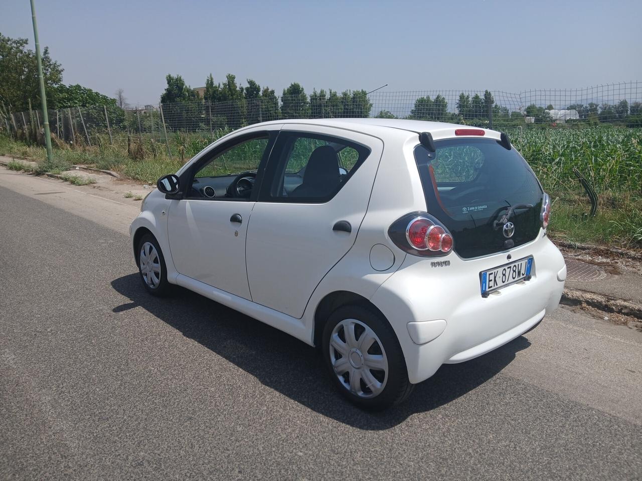 Toyota Aygo 1.0 12V VVT-i 5 porte Lounge Connect