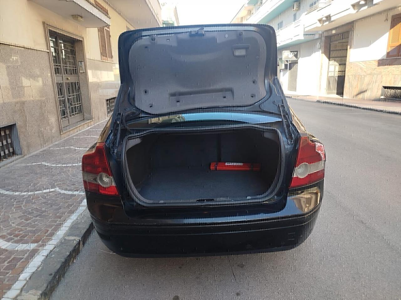 Volvo S40 1.6 D DISTRIBUZIONE RIFATTA