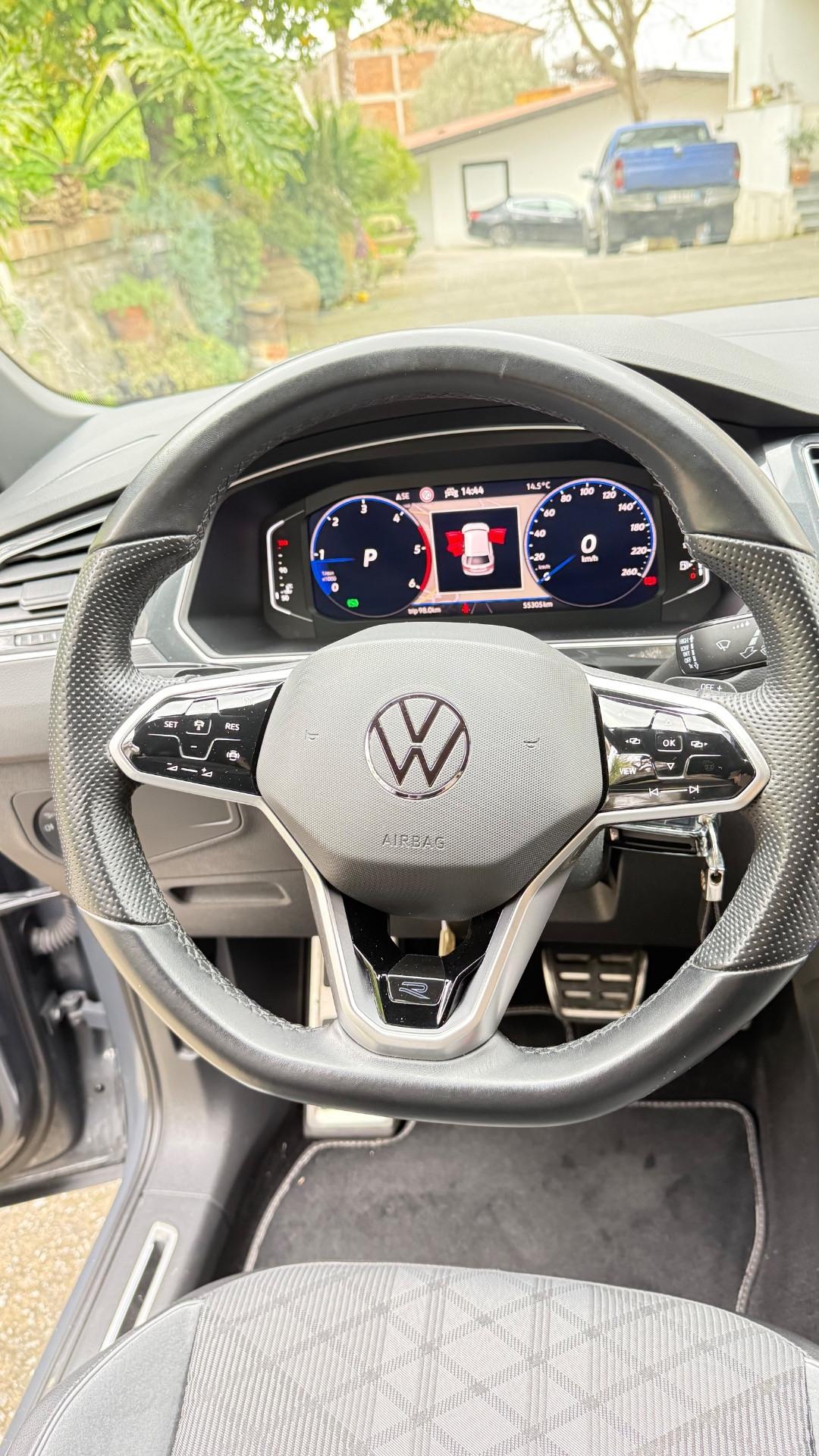 Volkswagen Tiguan 2.0 TDI 150 CV SCR DSG R-Line