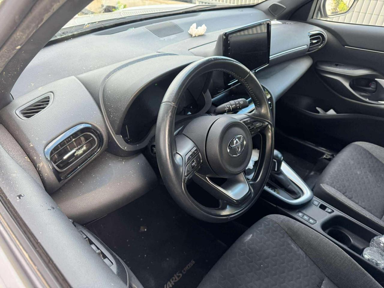 Toyota Yaris Cross 1.5 Hybrid 5p. E-CVT Lounge-2022