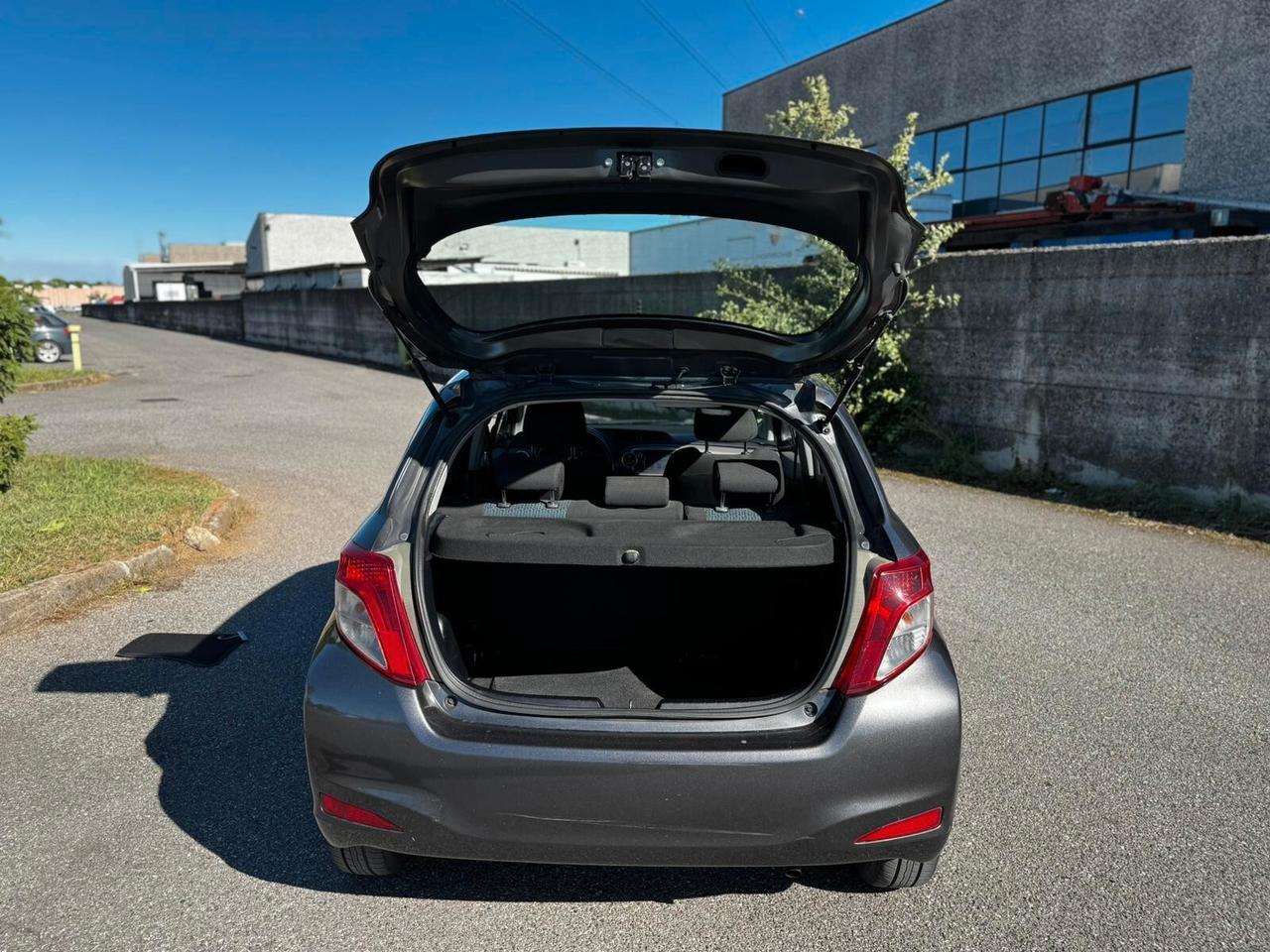Toyota Yaris 1.0 5 porte Lounge