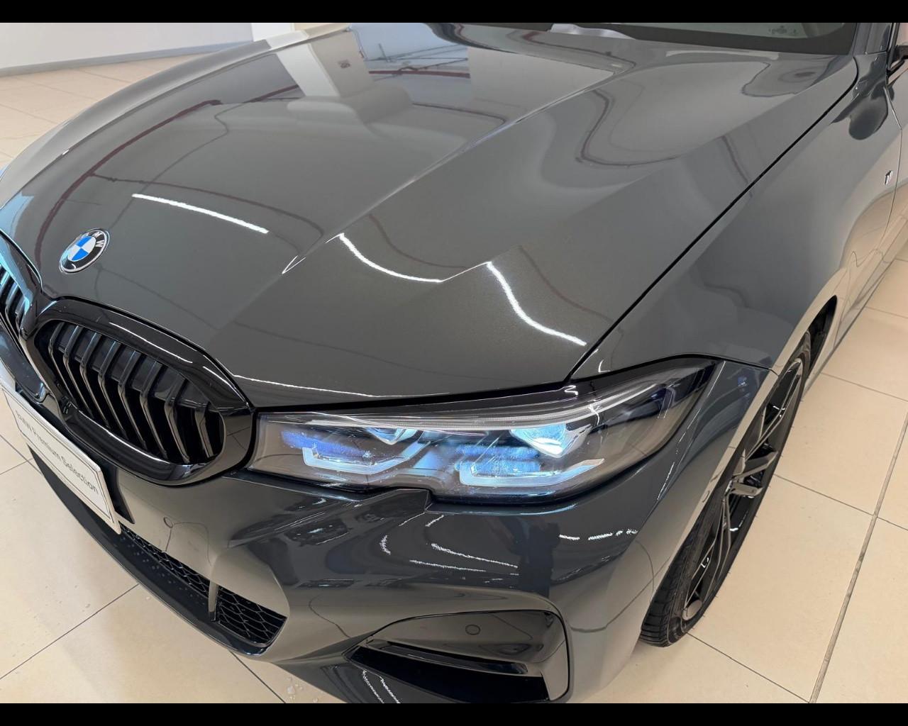 BMW Serie 3(G20/1-80/1) - 320d 48V xDrive Touring Msport