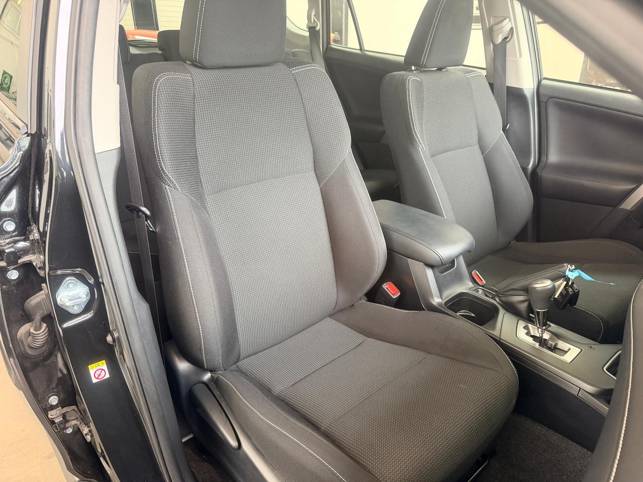 Toyota RAV 4 RAV4 2.5 Hybrid 2WD Active