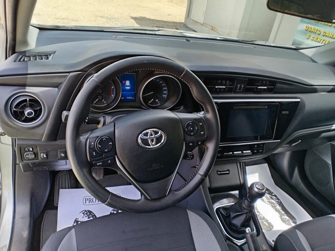 TOYOTA AURIS 1.6 DIESEL 5 PORTE