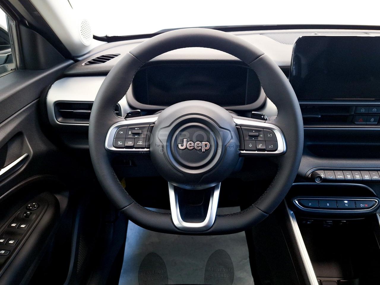 Jeep Avenger 1.2 turbo e-hybrid mhev altitude fwd 110cv edct6