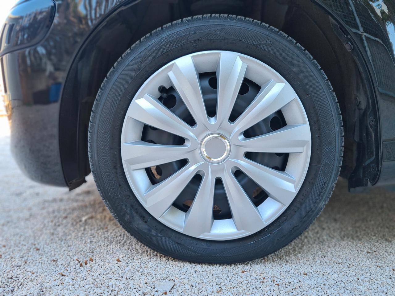 Toyota Aygo 1.0 12V VVT-i 5 porte Deep Ocean Connect