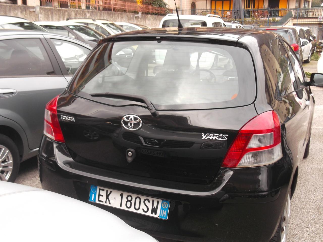 Toyota Yaris 1.3 3 porte Sol - 07