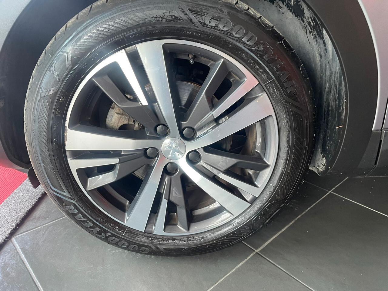 PEUGEOT 3008 1.5HDI ALLURE EAT8 130cv