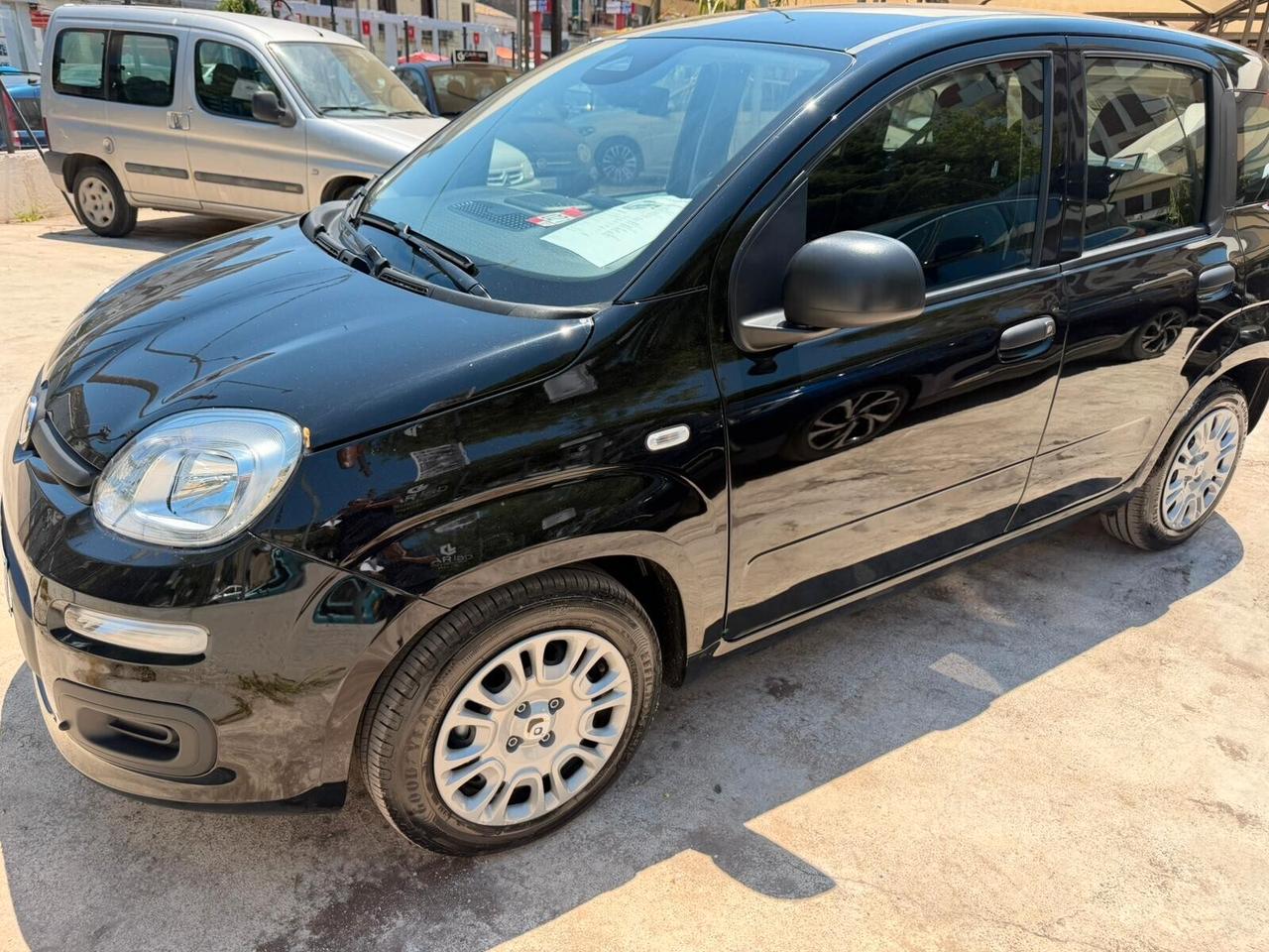 Fiat Panda 1.0 FireFly S&S Hybrid Pandina