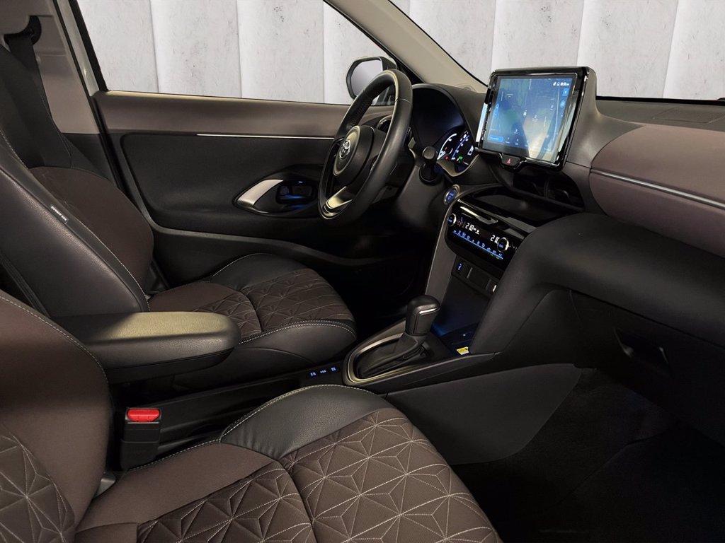 TOYOTA Yaris Cross 1.5h Lounge fwd 116cv e-cvt del 2023