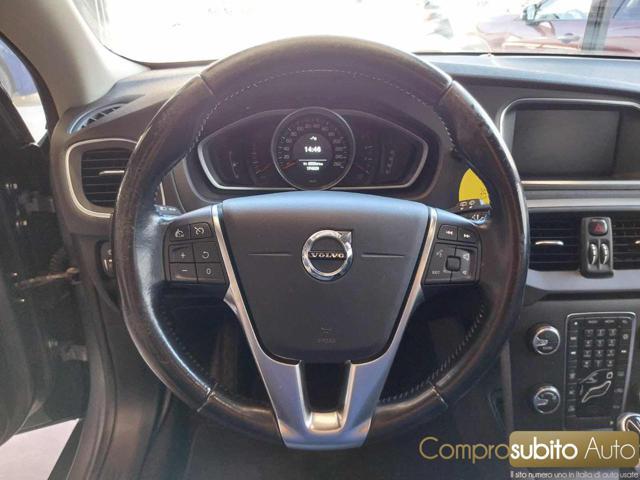VOLVO V40 Cross Country D2 Geartronic Pro (Garanzia 12 Mesi)