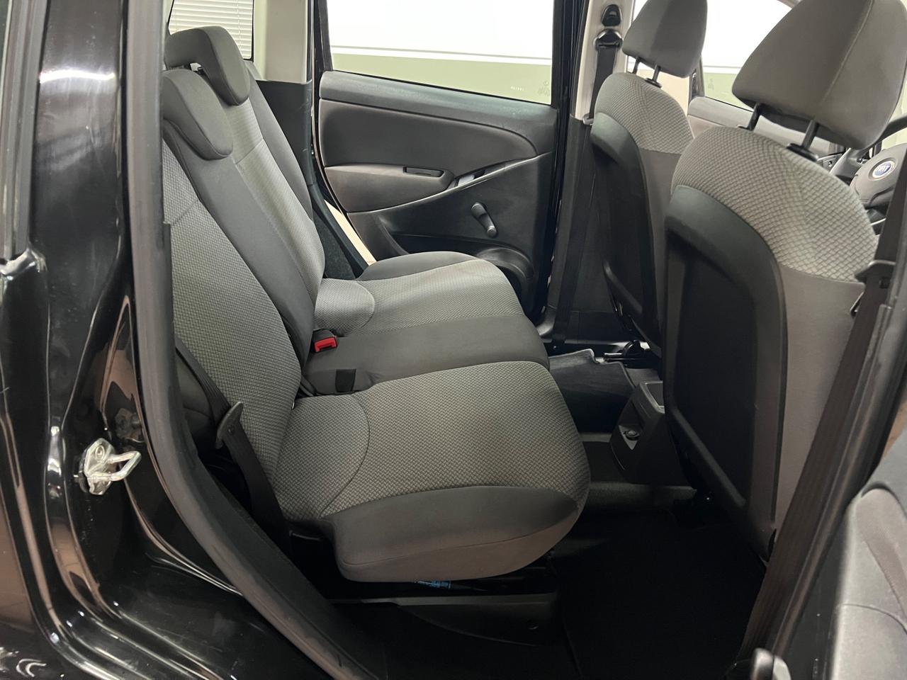 Fiat Idea 1.2 16V BlackLabel