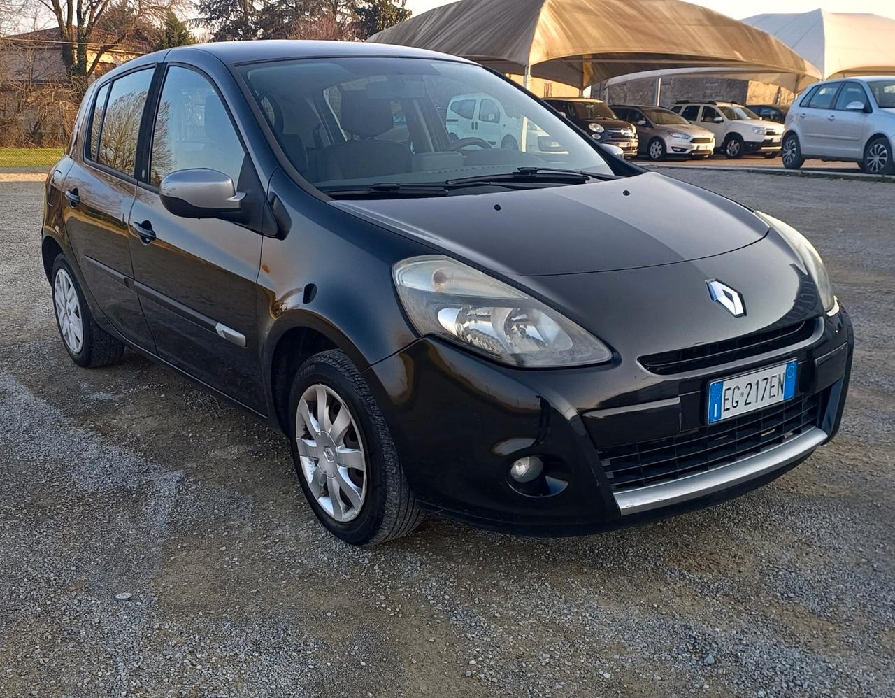 Renault Clio 1.2 16V 5 porte Dynamique