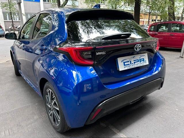 Toyota Yaris 1.5 Hybrid 5 porte Lounge Blue